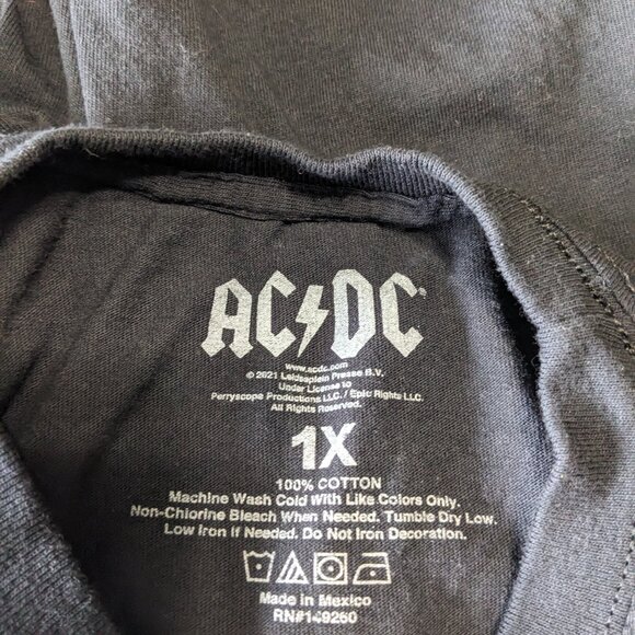 Juniors Nirvana Pink Floyd AC/DC t shirt lot of three - Picture 4 of 7